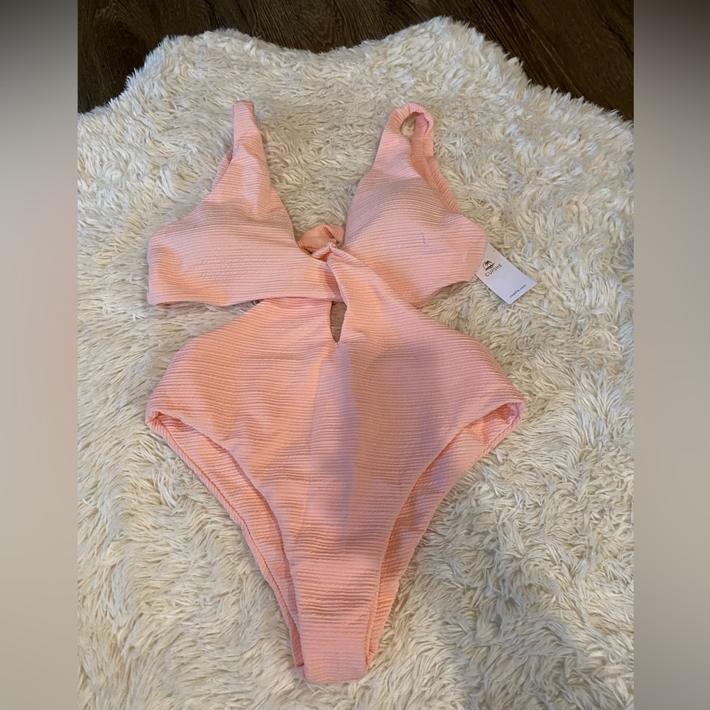Cupshe NWT Monokini Cheeky Ribbed Pink Tie Back Sz L One-piece Swimsuit Twist